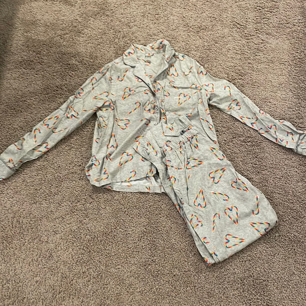 PINK Victoria’s Secret pajama set